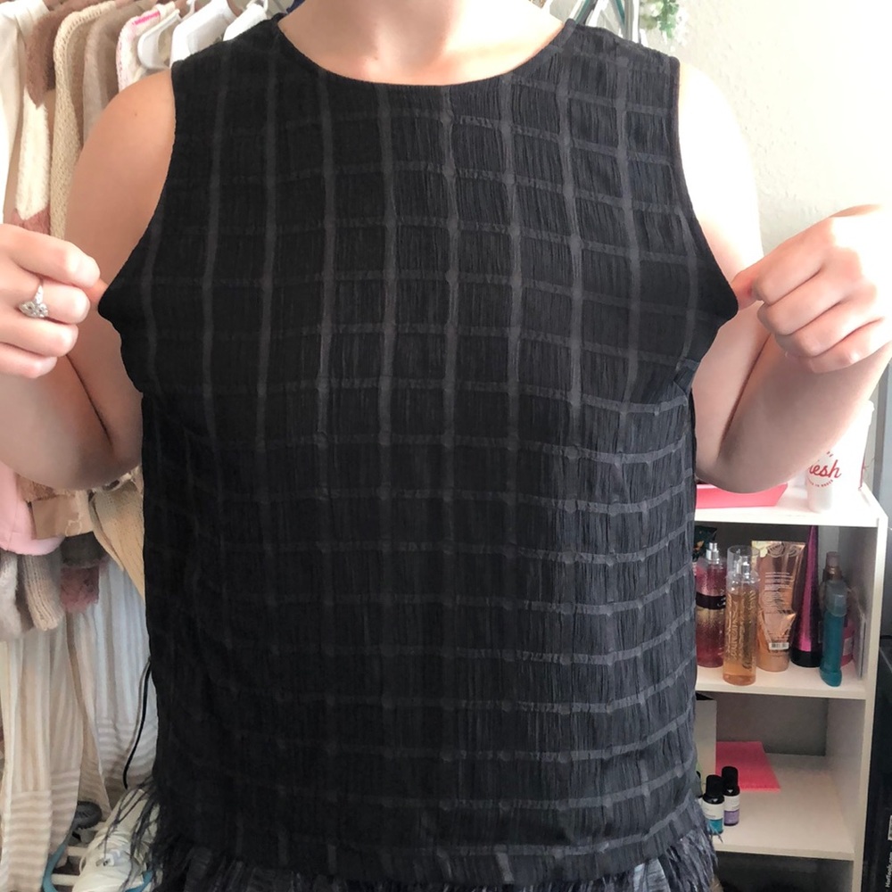 Endless Rose black feather tank top - Picture 7 of 7